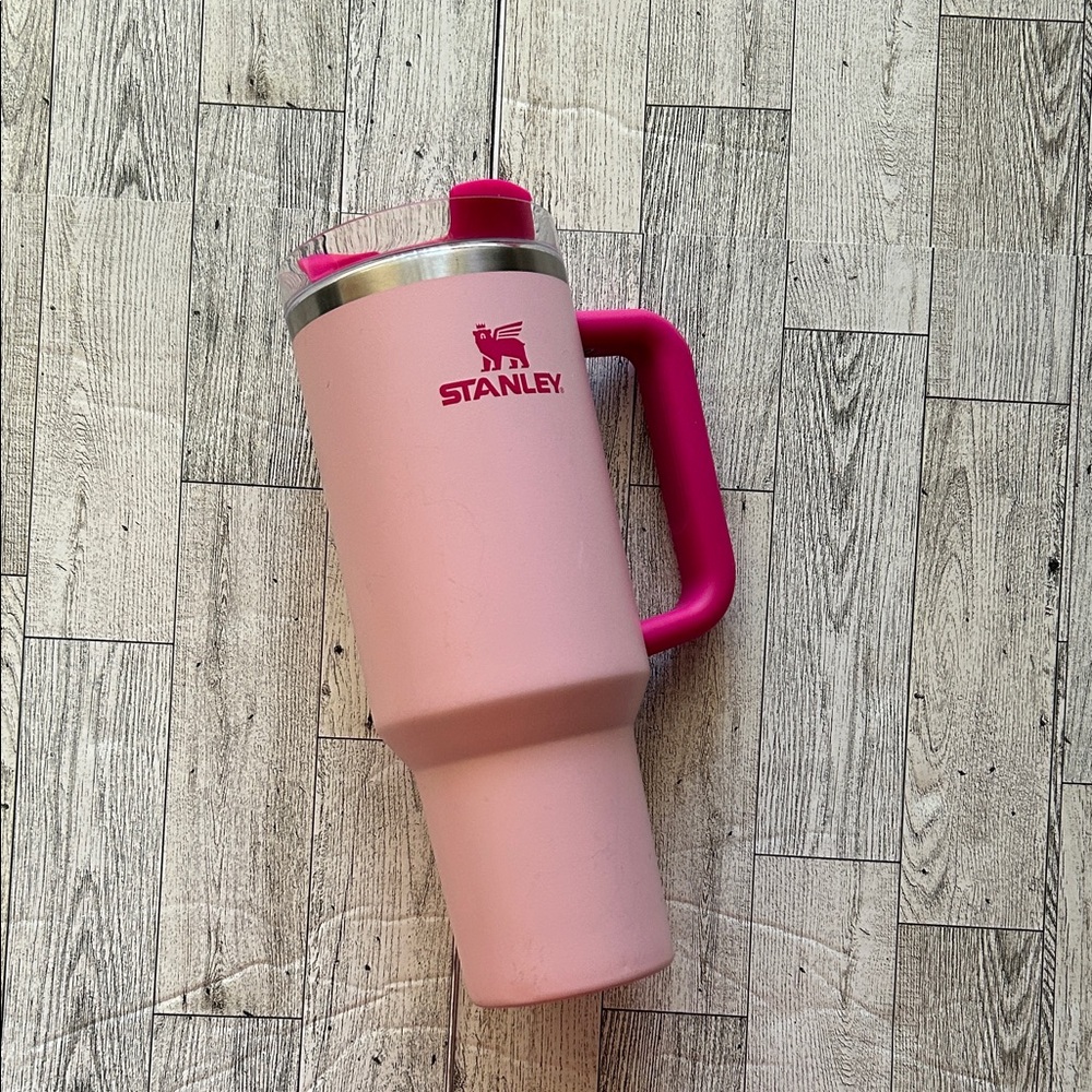 Stanley 40oz pink tumbler